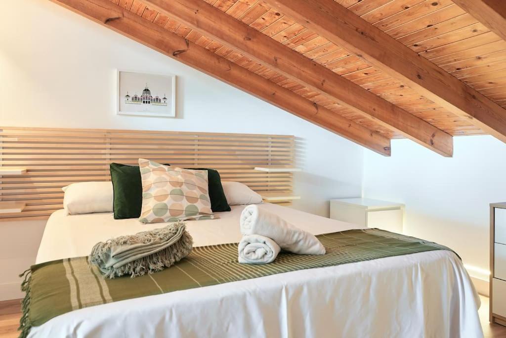 Sunny Cozy Penthouse With A Terrace At Plaza Del Carmen Διαμέρισμα Βαλένθια Εξωτερικό φωτογραφία
