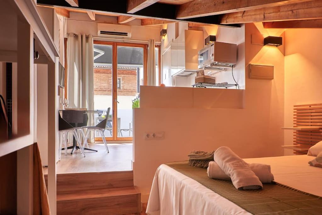 Sunny Cozy Penthouse With A Terrace At Plaza Del Carmen Διαμέρισμα Βαλένθια Εξωτερικό φωτογραφία